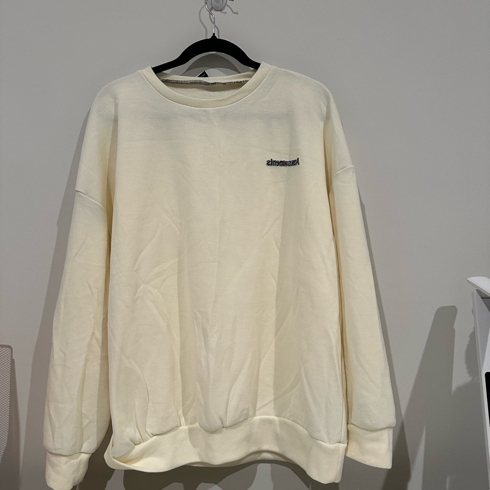 Sweatshirt - Picture 2 of 2